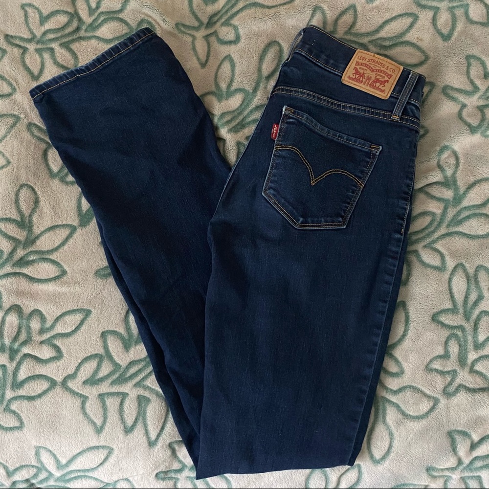 Levi’s bootcut jeans (315)